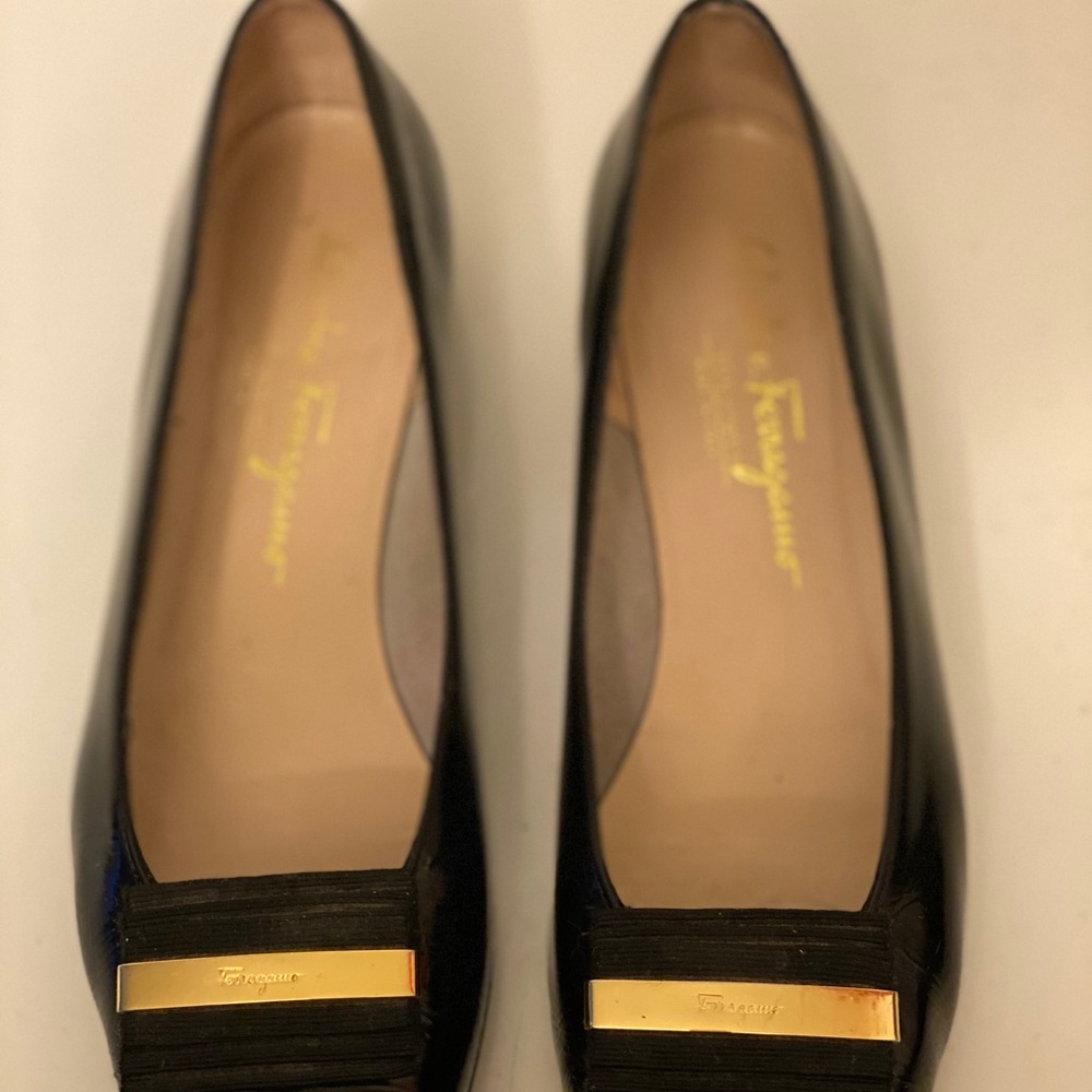 Salvatore Ferragamo flats